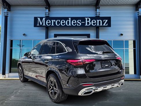 New 2025 Mercedes-Benz GLC 350e 4MATIC image 4