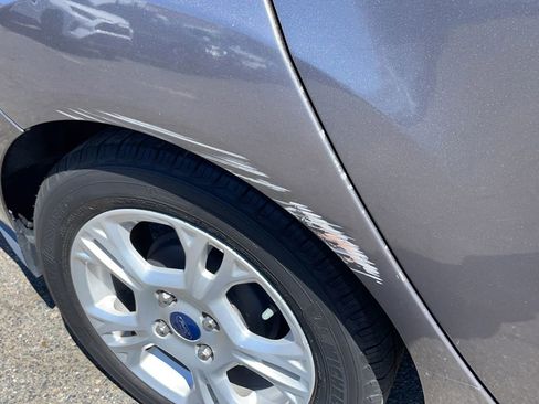 Used 2014 Ford Fiesta SE FWD image 41