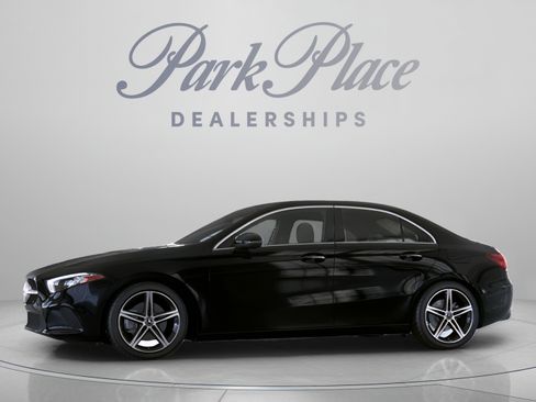 Used 2022 Mercedes-Benz A 220 image 6