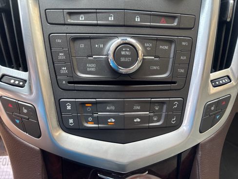 Used 2011 Cadillac SRX Luxury AWD/4WD image 25