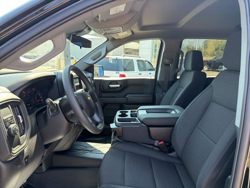 New 2026 Chevrolet Silverado 1500 Custom RWD image 5