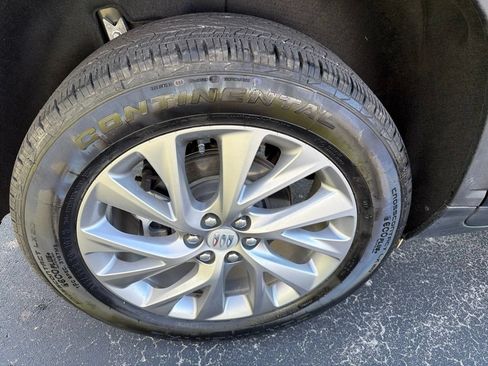 Used 2025 Buick Enclave Preferred w/ LPO, Floor Liner Package AWD/4WD image 12