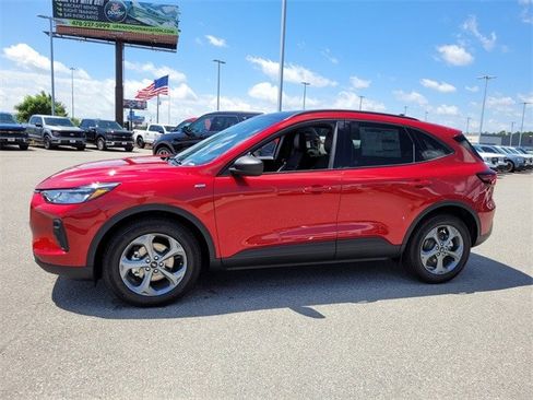 New 2025 Ford Escape ST-Line w/ Equipment Group 301A image 4