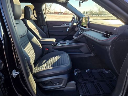 New 2026 Ford Explorer ST-Line image 5