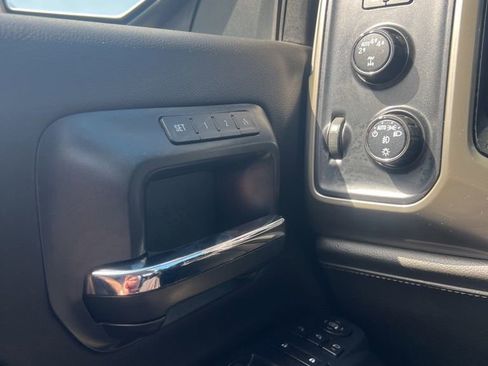 Certified 2018 Chevrolet Silverado 1500 High Country image 33