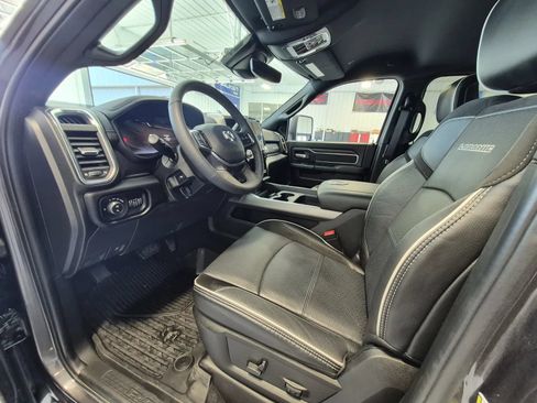Used 2026 RAM 3500 Laramie AWD/4WD image 8