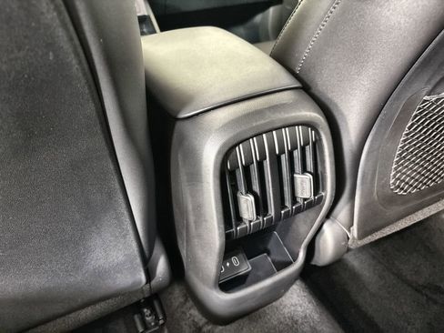 Used 2024 Hyundai Kona Limited FWD image 23