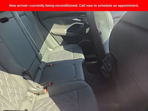 Used 2025 Audi SQ5 Premium Plus AWD/4WD image 8