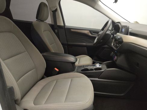 Used 2021 Ford Escape S image 21