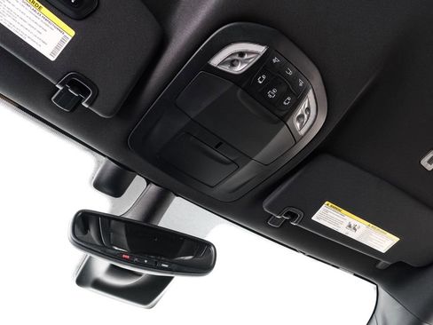 Used 2018 Chrysler Pacifica Touring-L Plus w/ Advanced Safetytec Group FWD image 30
