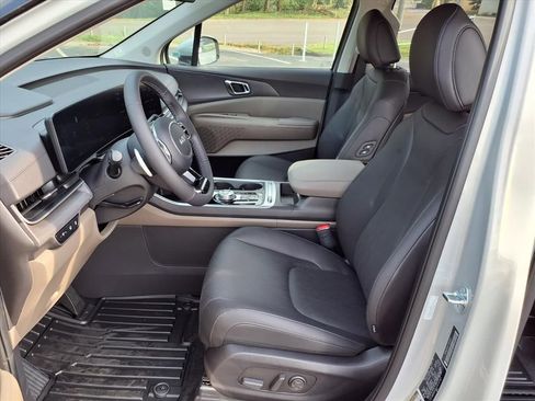 New 2026 Kia Carnival SX image 12