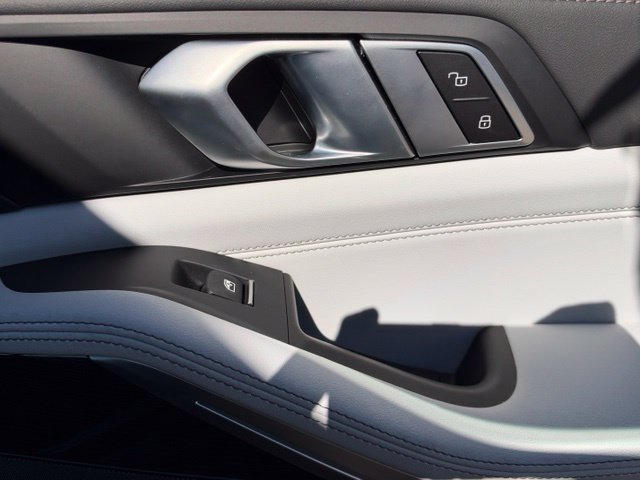 Certified 2026 BMW X5 M60i AWD/4WD image 29