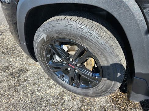 Used 2024 GMC Terrain AT4 image 46