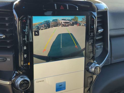 Certified 2022 RAM 1500 Laramie image 21