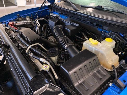 Used 2014 Ford F150 Raptor w/ Equipment Group 801A Luxury image 5