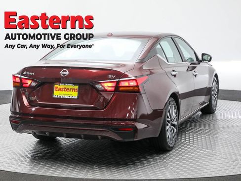 Used 2023 Nissan Altima 2.5 SV image 5
