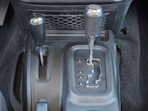 Used 2016 Jeep Wrangler Unlimited Sport w/ Connectivity Group image 22