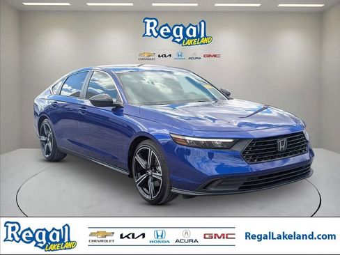 Used 2023 Honda Accord Sport image 1