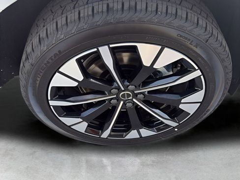 New 2026 Volvo XC60 T8 Plus w/ Protection Package Premier image 21