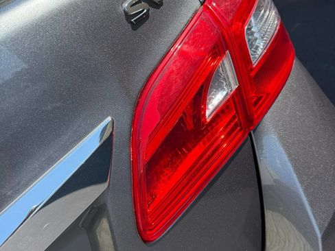Used 2019 Nissan Sentra SV FWD image 11