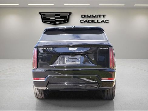 New 2025 Cadillac Escalade IQ Luxury 2 w/ LPO, Radiant Package image 4