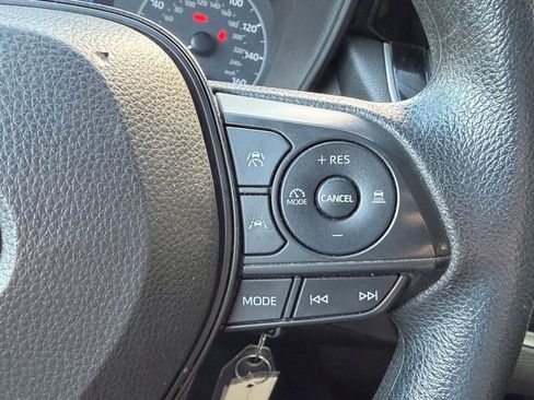 Used 2024 Toyota Corolla LE FWD image 19