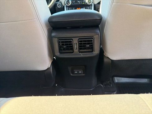 Used 2023 Toyota RAV4 XLE w/ Convenience Package AWD/4WD image 16