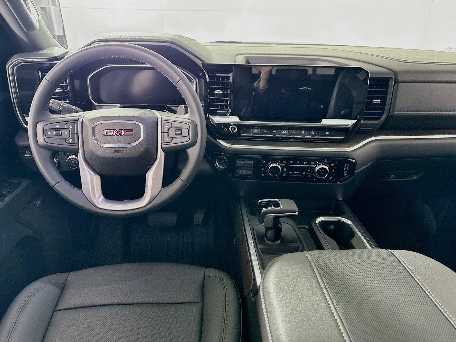 New 2026 GMC Sierra 1500 SLT AWD/4WD image 2