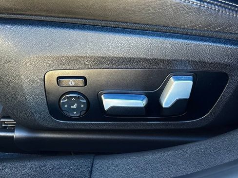 Used 2022 BMW M3 Competition w/ M Carbon Exterior Package image 16