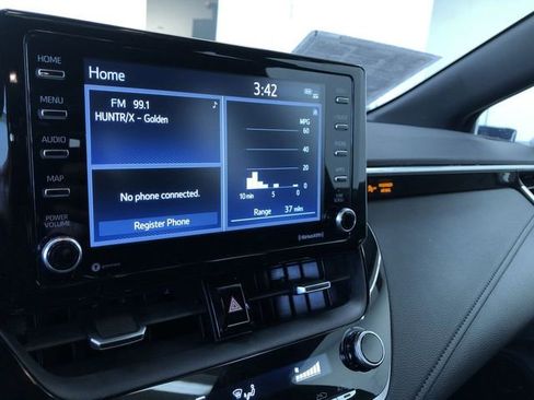 Certified 2021 Toyota Corolla SE w/ SE Premium Package image 28