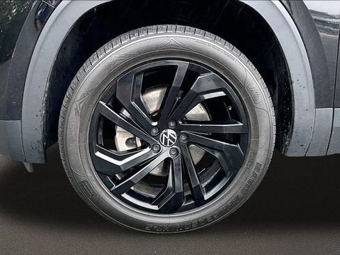 Used 2021 Volkswagen Atlas SE w/ Panoramic Sunroof Package AWD/4WD image 8