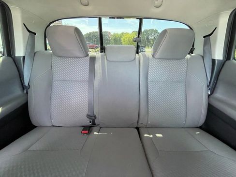 Used 2022 Toyota Tacoma SR image 29