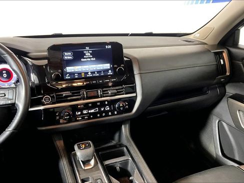 Used 2023 Nissan Pathfinder Platinum w/ Lighting Package (N93) FWD image 5