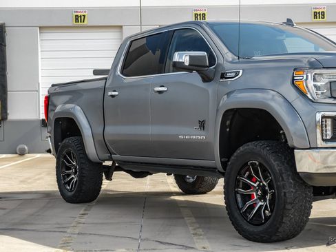 Used 2021 GMC Sierra 1500 SLT w/ SLT Premium Plus Package image 24