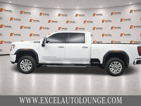 Used 2022 GMC Sierra 2500 Denali w/ Denali Ultimate Package AWD/4WD image 2