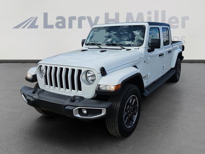 Used 2023 Jeep Gladiator Overland w/ Trailer Tow Package