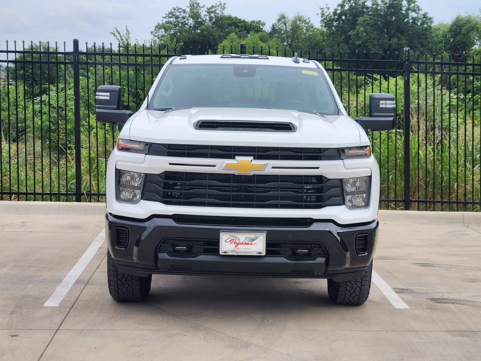 New 2026 Chevrolet Silverado 2500 Custom w/ Custom Value Package AWD/4WD image 6