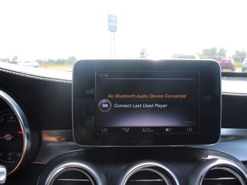 Used 2017 Mercedes-Benz GLC 300 image 33