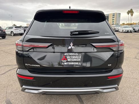New 2025 Mitsubishi Outlander SE AWD/4WD image 7
