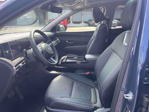 Used 2025 Hyundai Tucson Limited AWD/4WD image 15