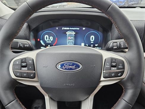 New 2026 Ford Explorer Active w/ Active Comfort Package image 22
