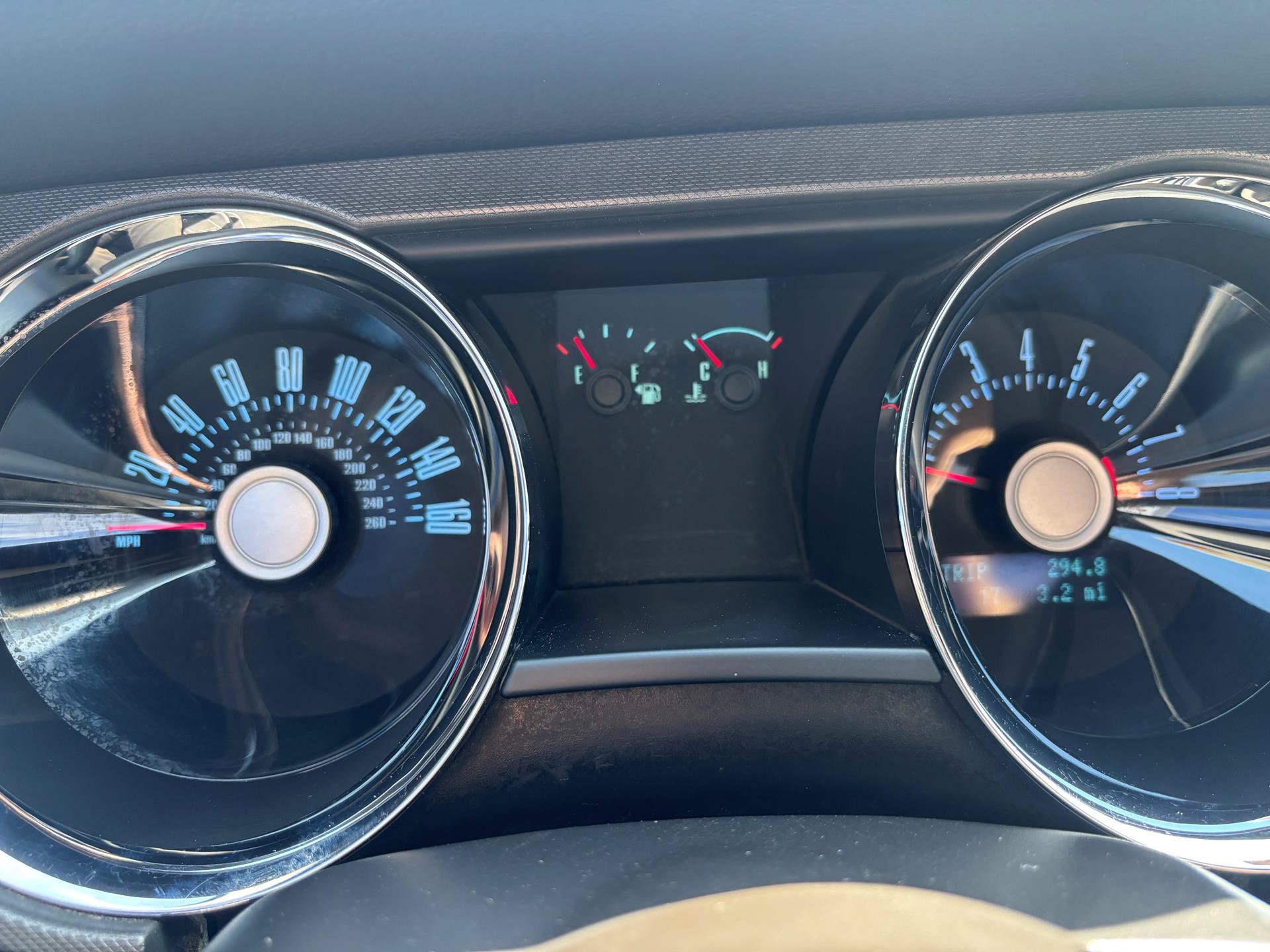 Used 2012 Ford Mustang Coupe RWD image 11