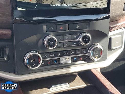 Used 2023 Ford Expedition Limited image 33