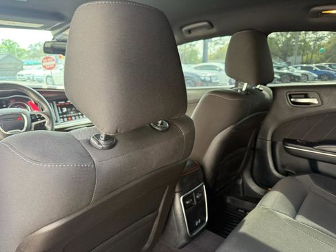 Used 2017 Dodge Charger R/T image 25