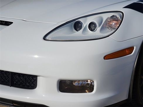 Used 2013 Chevrolet Corvette Grand Sport w/ 3LT Preferred Equipment Group RWD image 17