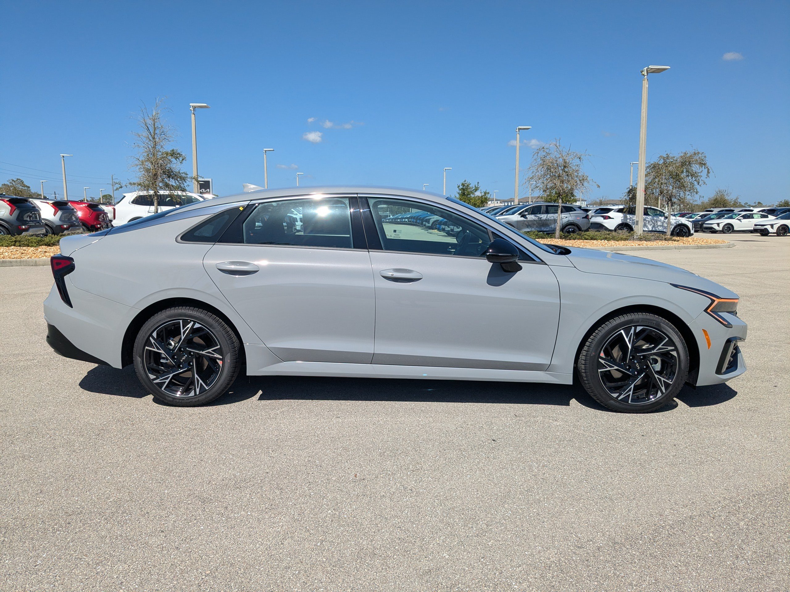 New 2026 Kia K5 GT-Line w/ GT-Line Red Interior Package FWD image 4