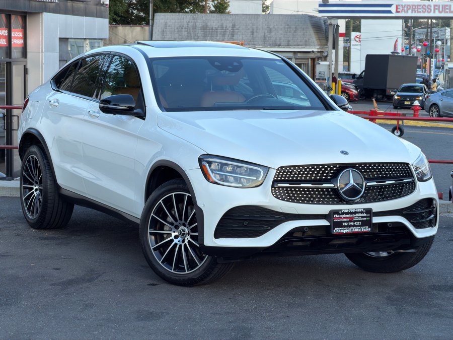 Used 2020 Mercedes-Benz GLC 300 4MATIC Coupe image 11