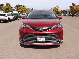 Used 2022 Toyota Sienna XLE w/ XLE Plus Package AWD/4WD video 2