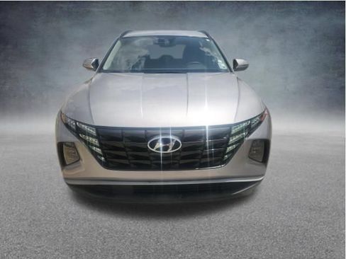 Used 2022 Hyundai Tucson SEL FWD image 3