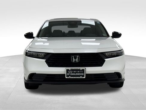 Used 2025 Honda Accord SE image 2